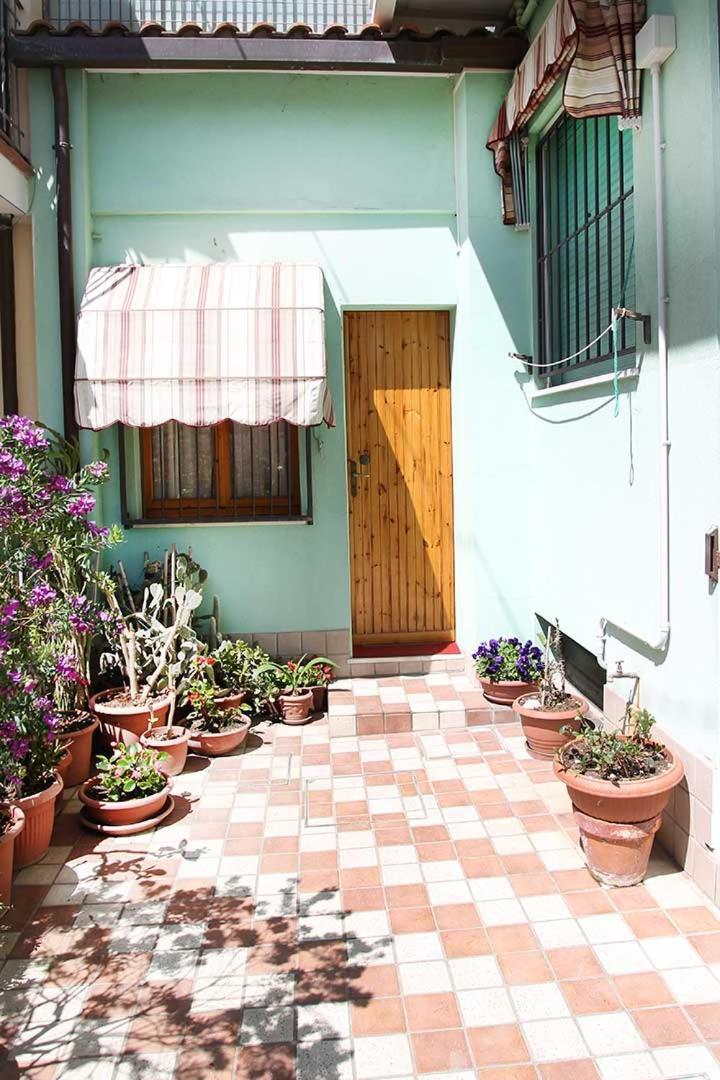 Hotel Dolores Rimini Exteriör bild